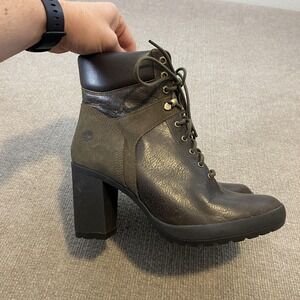 Timberland Boots Womens Size 10 Brown Ankle Combat Lace Up Block Heel A1KD5